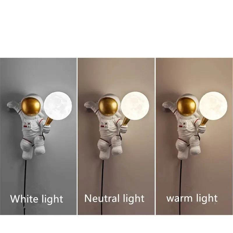 Astronaut LED Lamp Bruno™ SPINGAR.COM