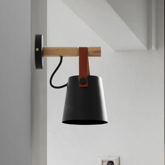 Wooden LED Wall Light Jerio™ Spingar.com