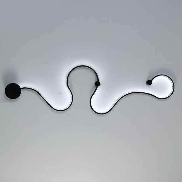 Modern Shaped LED Wall Lamp Benjamin™ Spingar.com