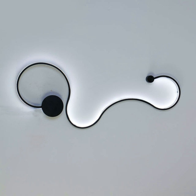 Modern Shaped LED Wall Lamp Benjamin™ Spingar.com