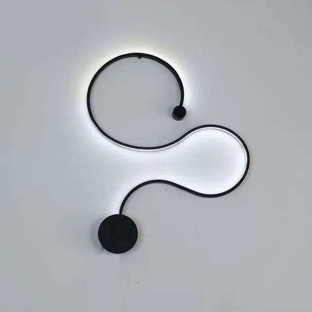 Modern Shaped LED Wall Lamp Benjamin™ Spingar.com