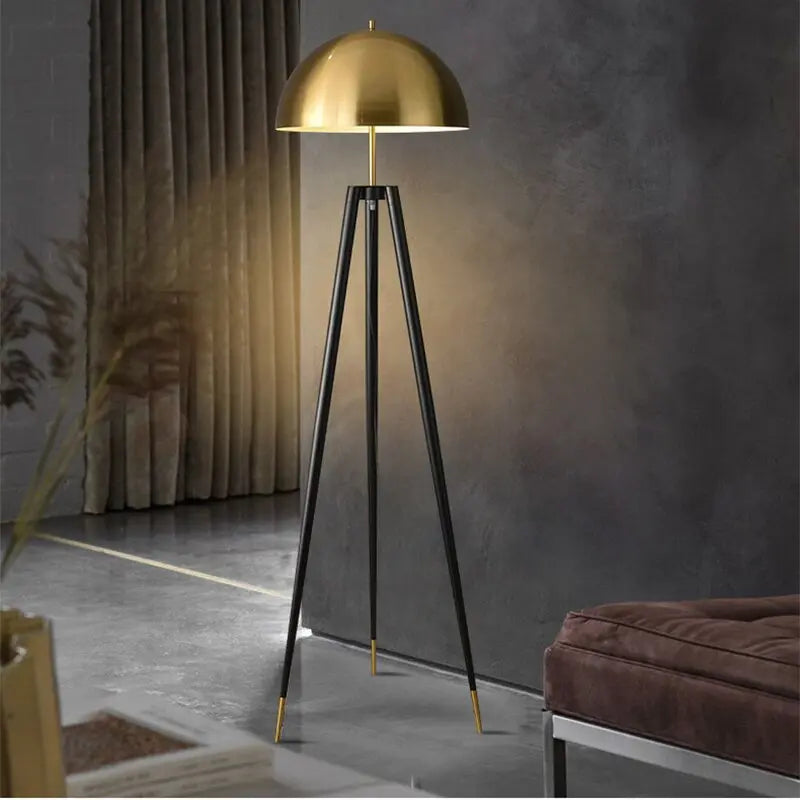 Tripod Vintage LED Floor Lamp Grace™ Spingar.com