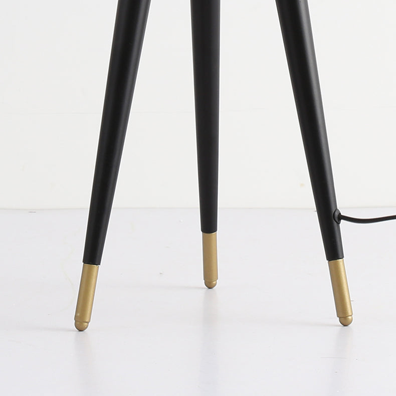 Tripod Vintage LED Floor Lamp Grace™ Spingar.com