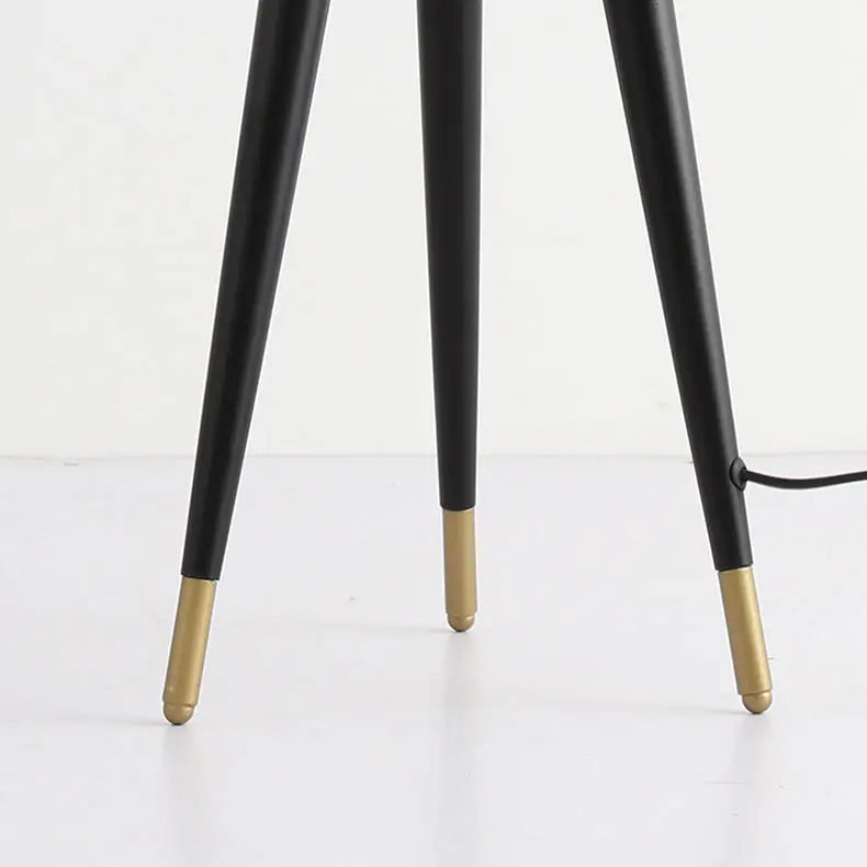 Tripod Vintage LED Floor Lamp Grace™ Spingar.com