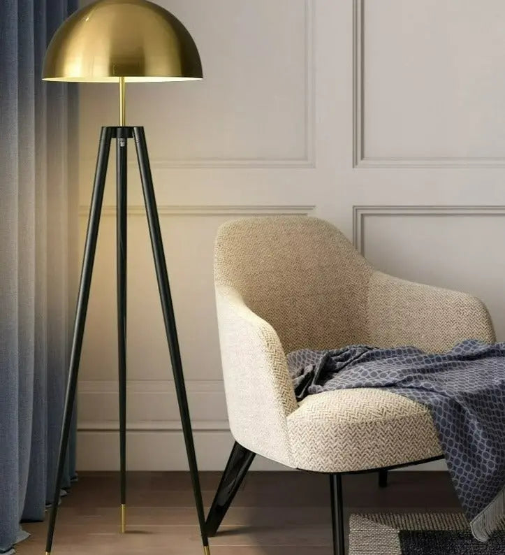 Tripod Vintage LED Floor Lamp Grace™ Spingar.com