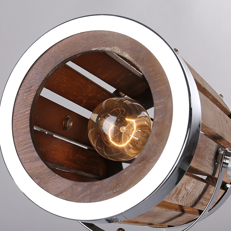 Industrielle Retro-Stativ-LED-Stehleuchte Aron™