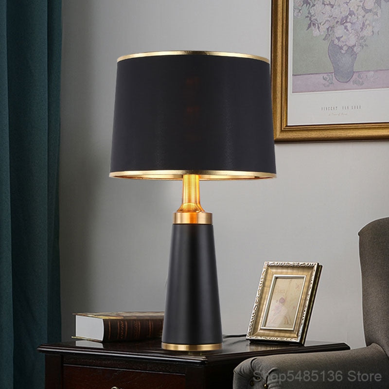 Modern LED Luxury Table Light Ava™